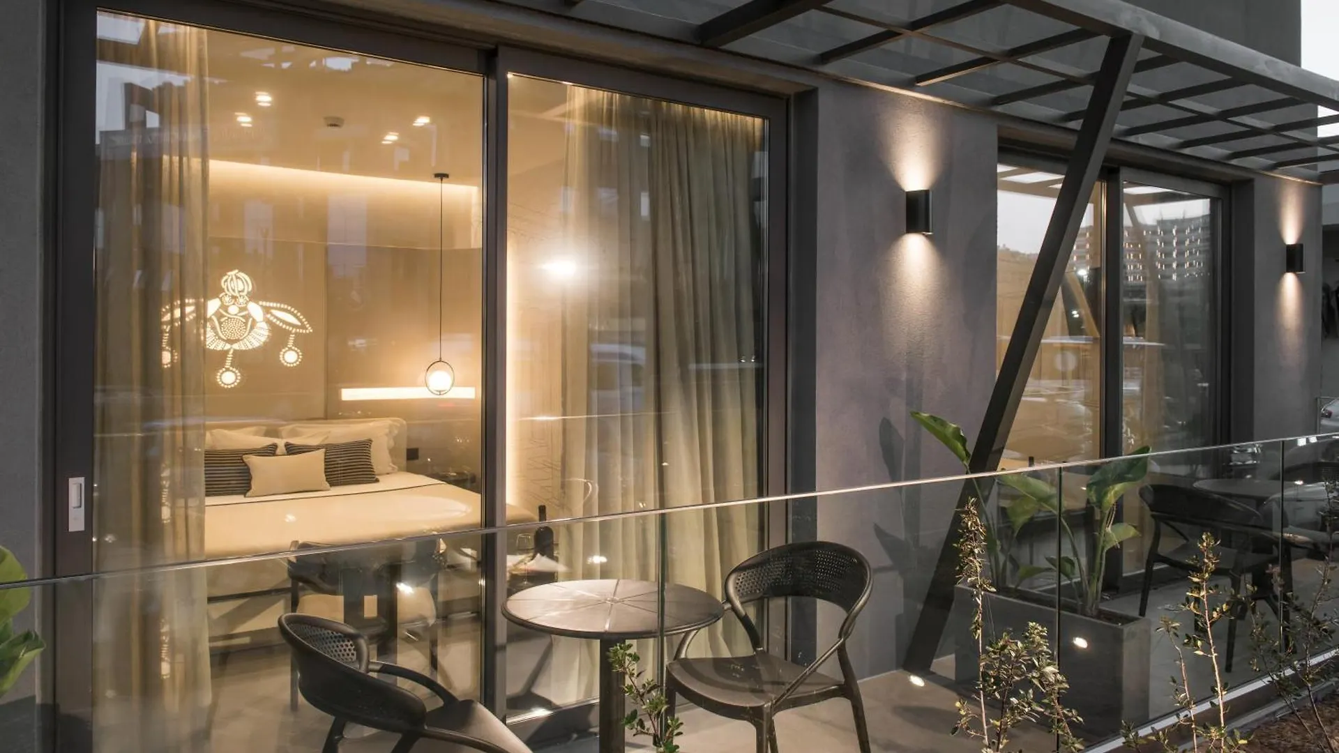 Lavris City Suites Kandiye